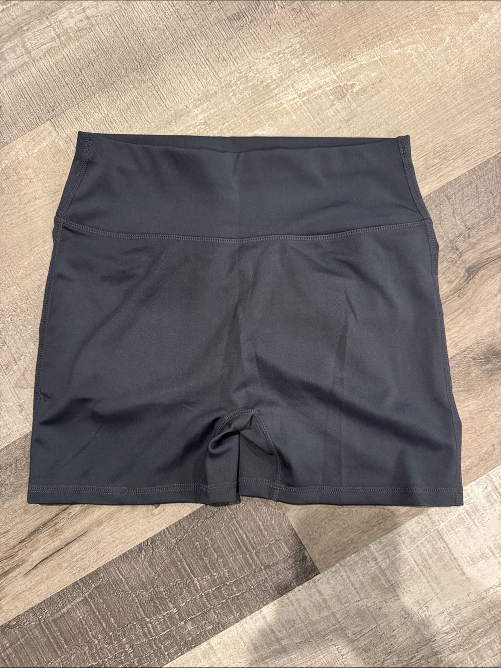 New Women’s High-Rise Dar Grey Women's Active Shorts